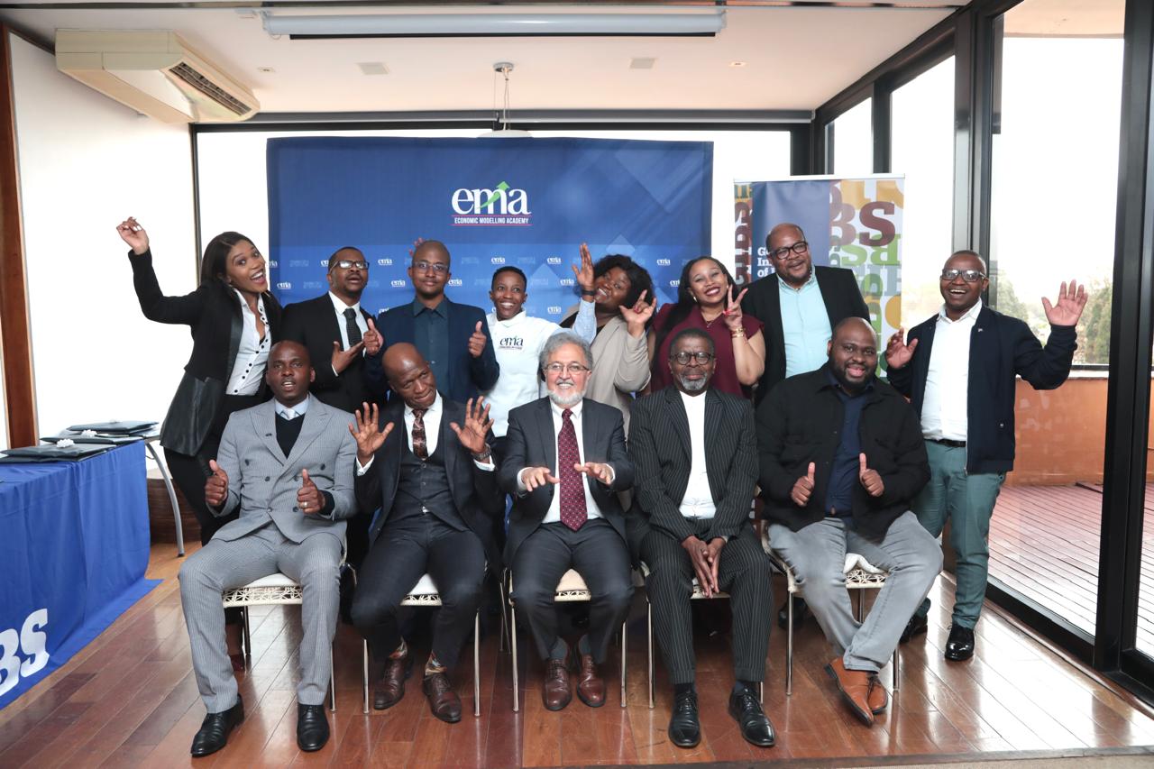 New generation of 18 economic modellers graduate from EMA course